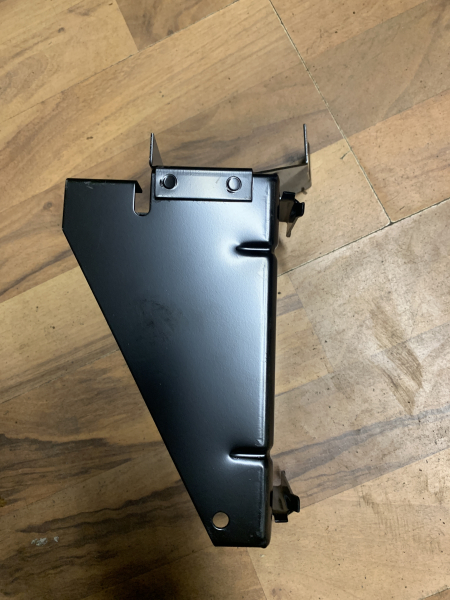 BMW M3 E30 Halter Stoßfänger seitlich vorne links  S14 Frontschürze 41142232541